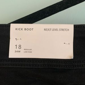 American Eagle Black Jeans Size 18 // NWT